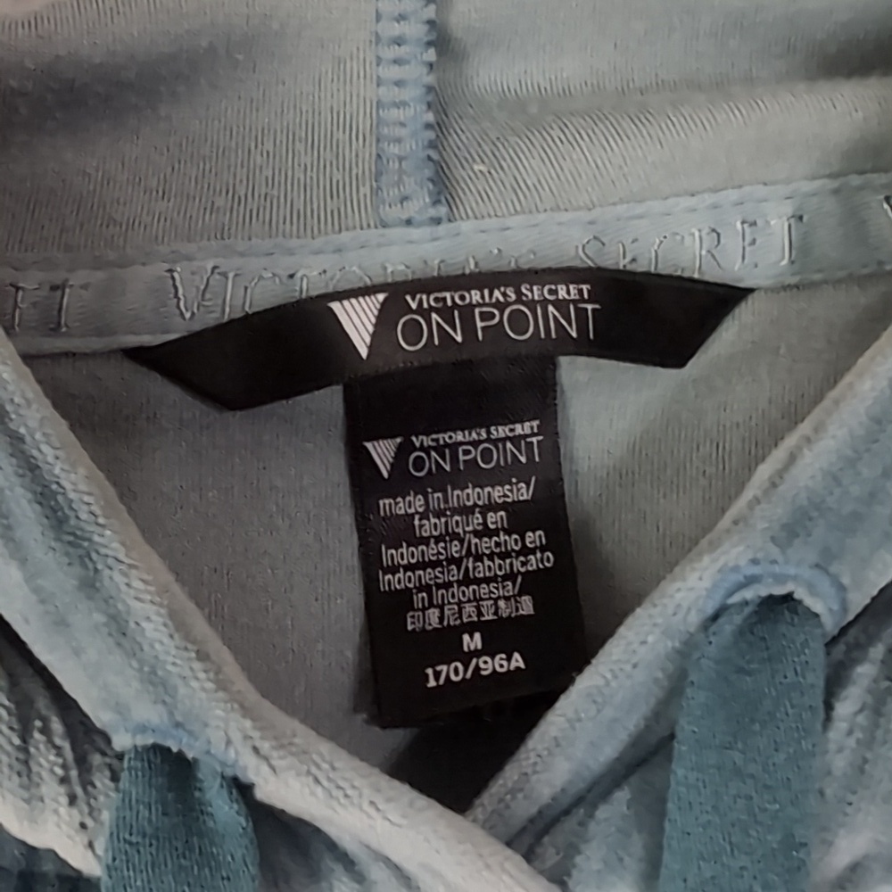 Victoria's Secret On Point Teal Velour Pullover Crop Hoodie Size Medium - Picture 2 of 7